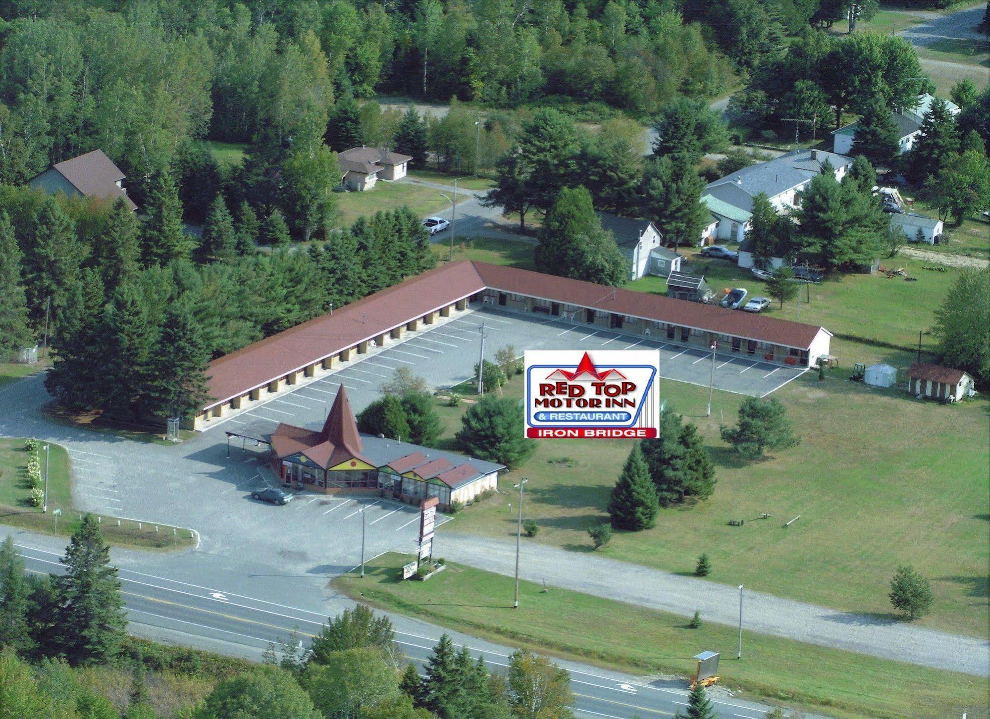 Red Top Motor Inn Iron Bridge Exterior photo